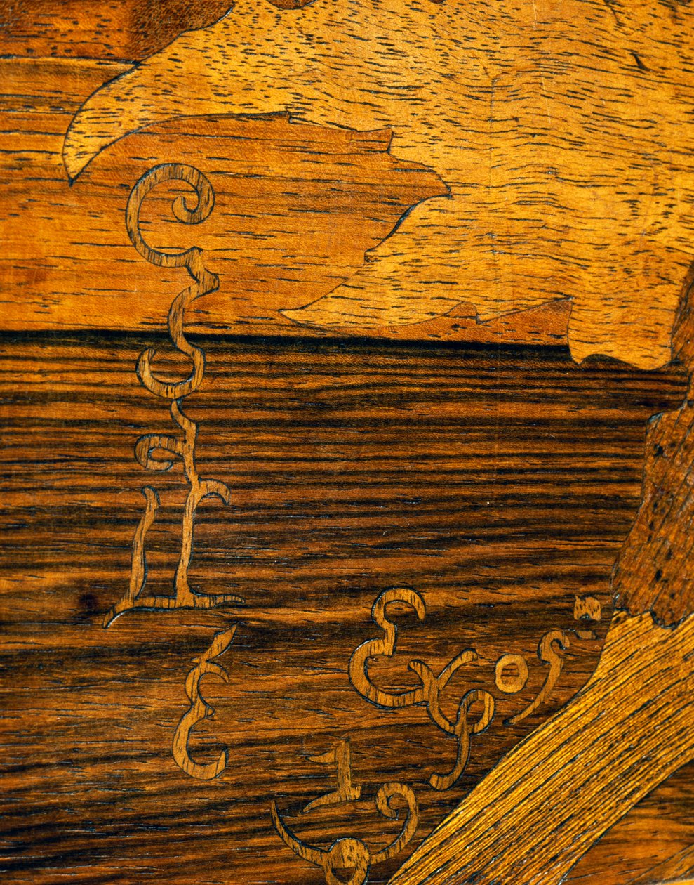 Soffbord i jugendstil, av Emile Galle (1846-1904), detalj med Galles signatur, Frankrike, 1900-talet av Emile Galle