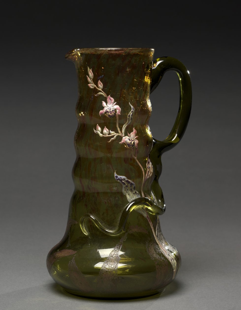 Ewer, ca 1890 av Emile Galle