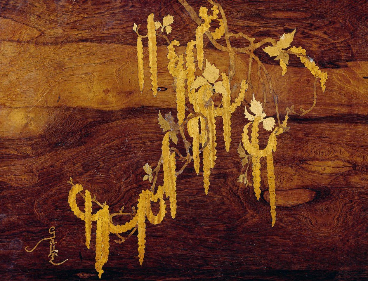 Inlagt med vegetabiliskt motiv, detalj av kapslade bord i jugendstil, ca 1900, av Emile Galle (1846-1904), Detalj, Frankrike, 1900-talet av Emile Galle