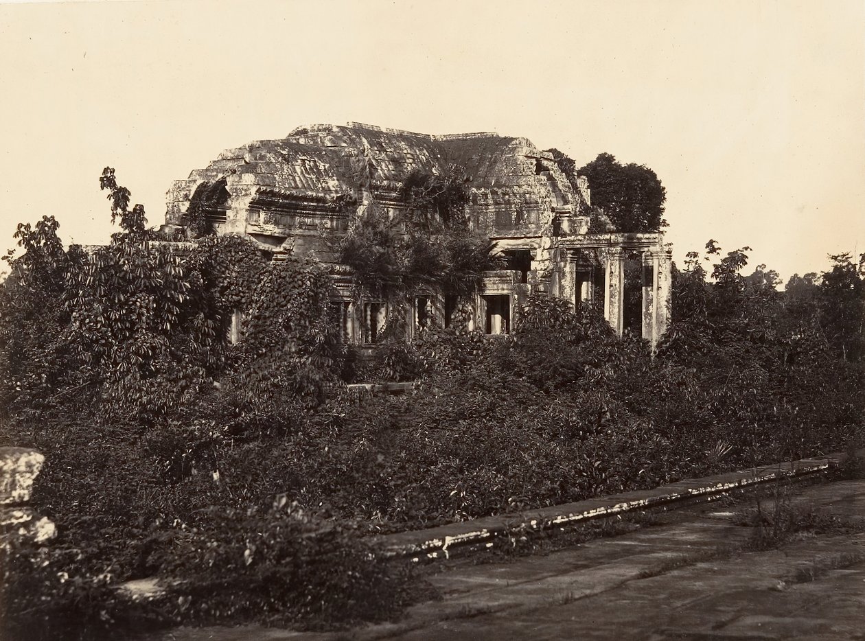 Great Pagoda - South exteriör aedicule, 1866. av Emile Gsell