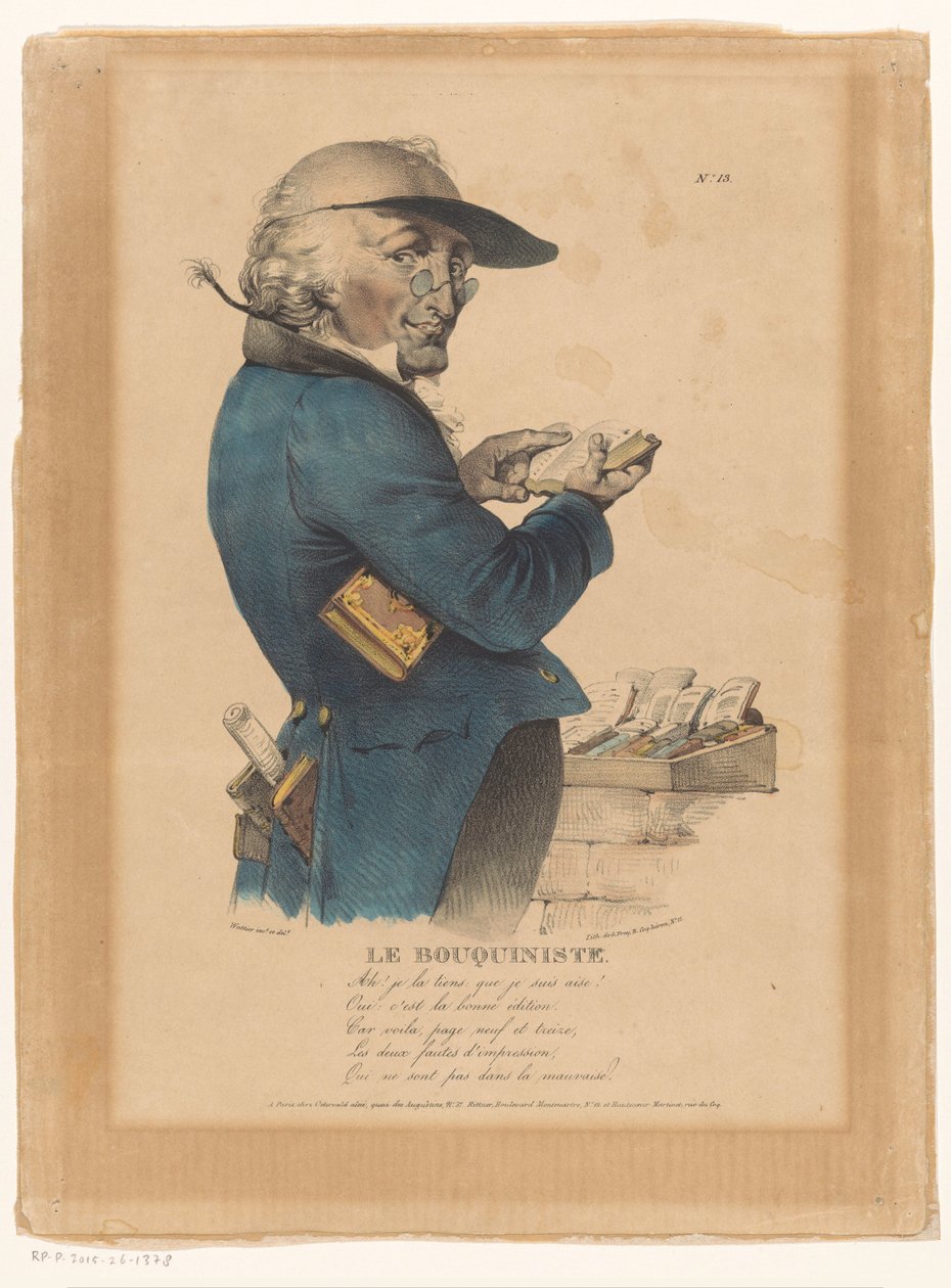 Man tittar på en bok framför ett bokstånd Le Bouquiniste (titel på objekt) av Émile Wattier