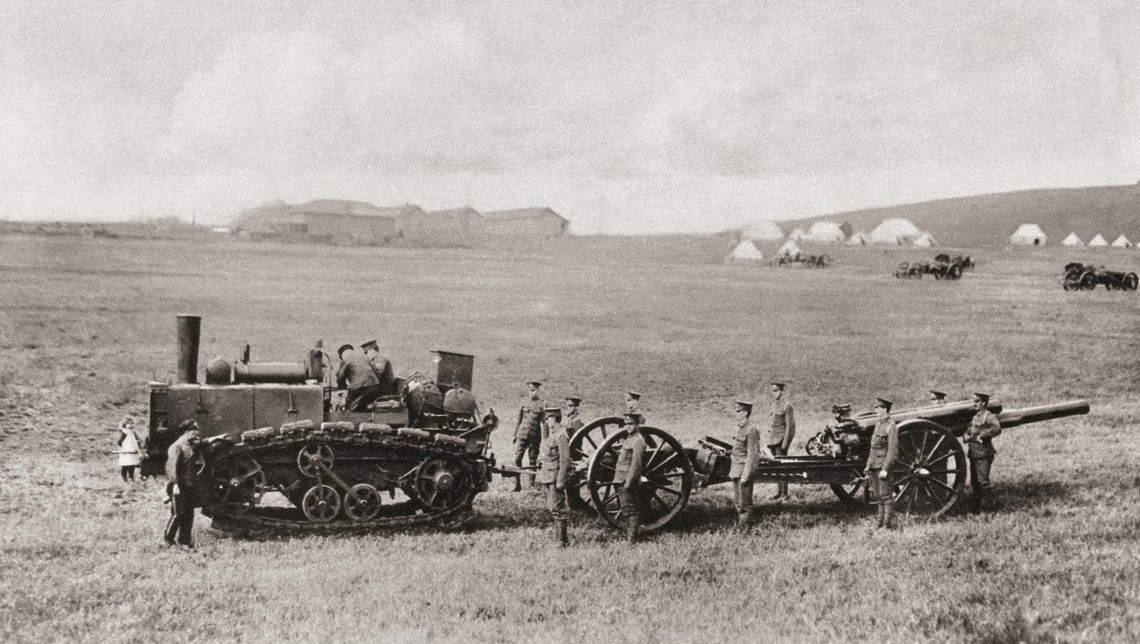 En dragmotor med larvhjul som ritar en brittisk tung pistol under första världskriget, från "The Illustrated War News", 1915 av English Photographer