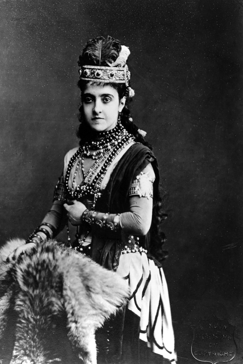 Adelina Patti i rollen som Aida, 1876 av English Photographer