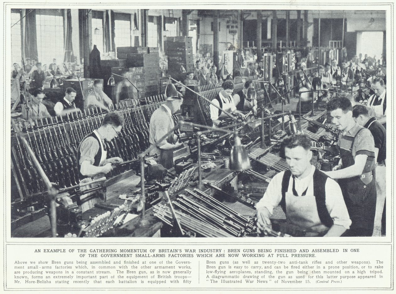 Bren-vapen färdigbehandlas och monteras i en av regeringens handeldvapenfabriker, från The Illustrated War News, publicerad 22 november 1939 av English Photographer