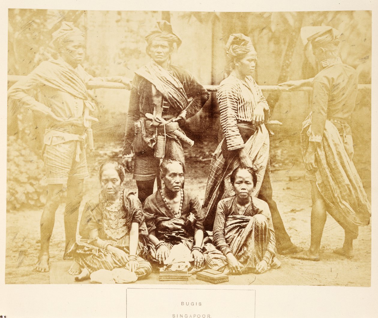 Bugis, Singapore, från The People of India, av J. Forbes Watson, publicerad 1868 (albumtryck) av English Photographer