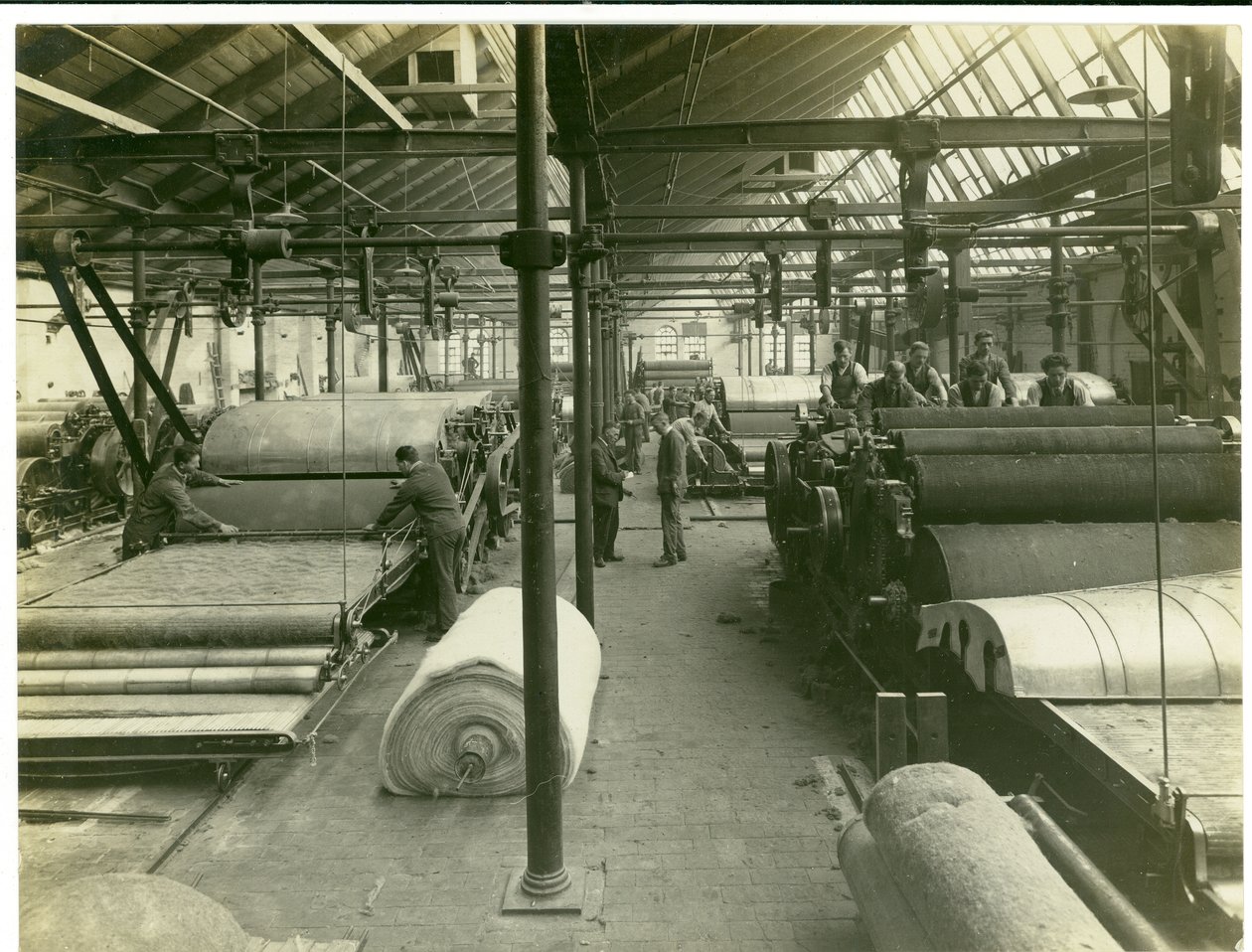 Kardrum, Long Meadow mill, 1923 av English Photographer