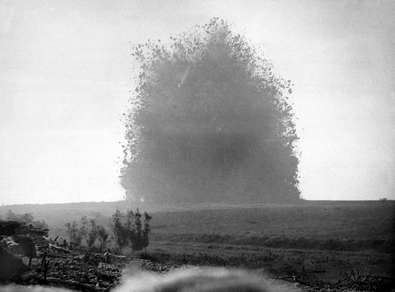 Detonation av en mina av English Photographer