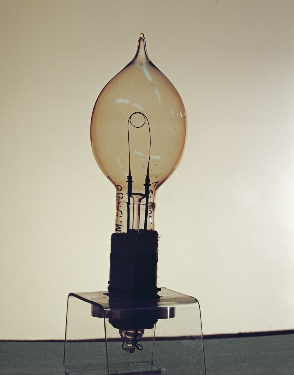 Tidig glödlampa av English Photographer