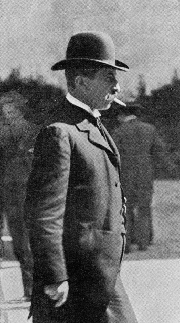 Från skam till makt: Överste Picquart, The New French War Minister, publicerad i The Graphic 27 oktober 1906 av English Photographer