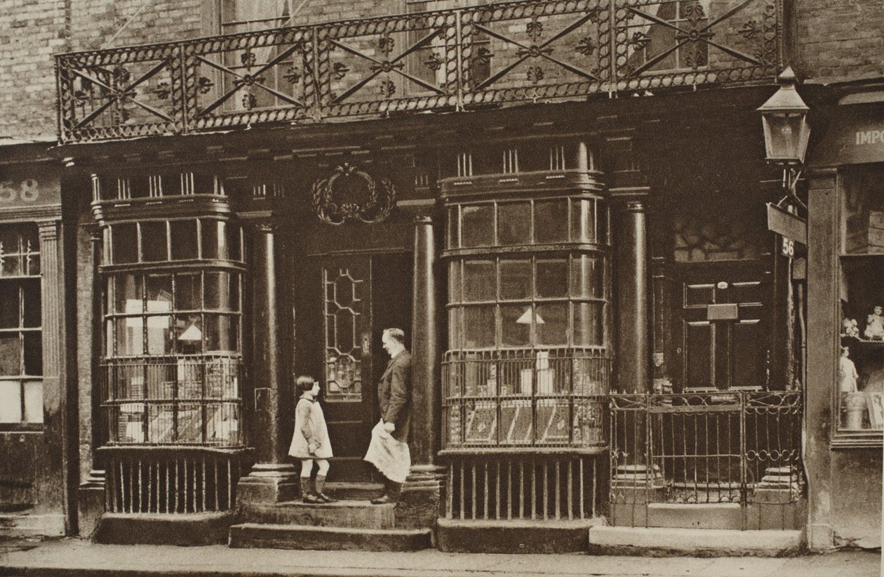 Livsmedelsbutik på 56 Artillery Lane, utanför Bishopsgate, från Wonderful London, publicerad 1926-27 (fotogravyr) av English Photographer