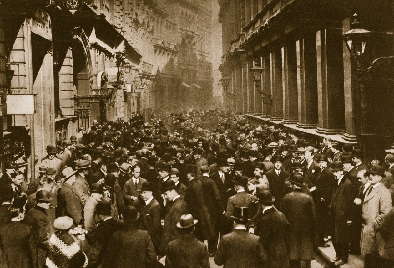 På Throgmorton Street bredvid London Stock Exchanges norra vägg (sepiafoto) av English Photographer