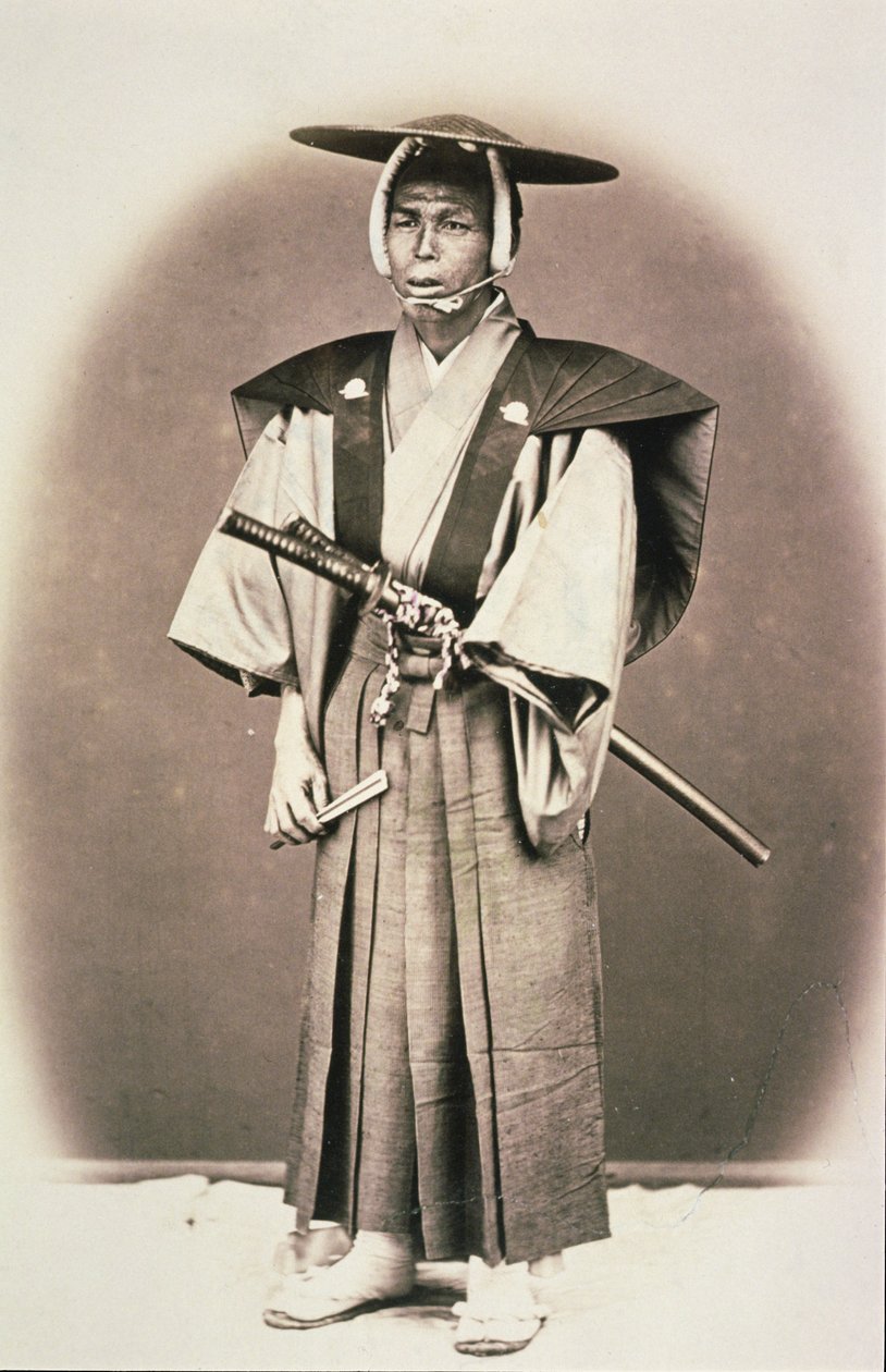Japansk domstolstjänsteman eller samuraj, ca 1870-talet (handfärgat albumintryck) av English Photographer