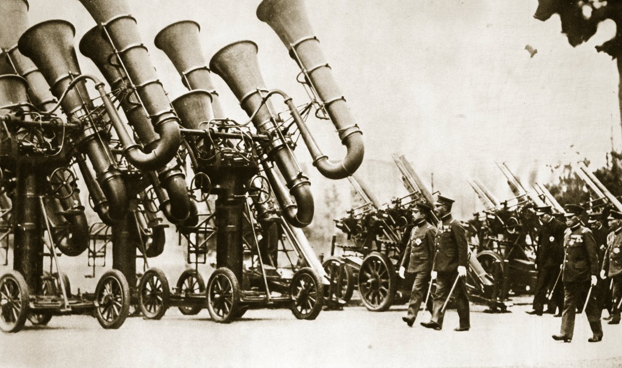 Monster Ear Trumpets for Air Defense (fotogravyr) av English Photographer