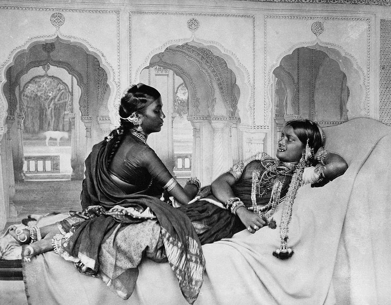 Nautch girls (dansande tjejer), 1890-talet av English Photographer