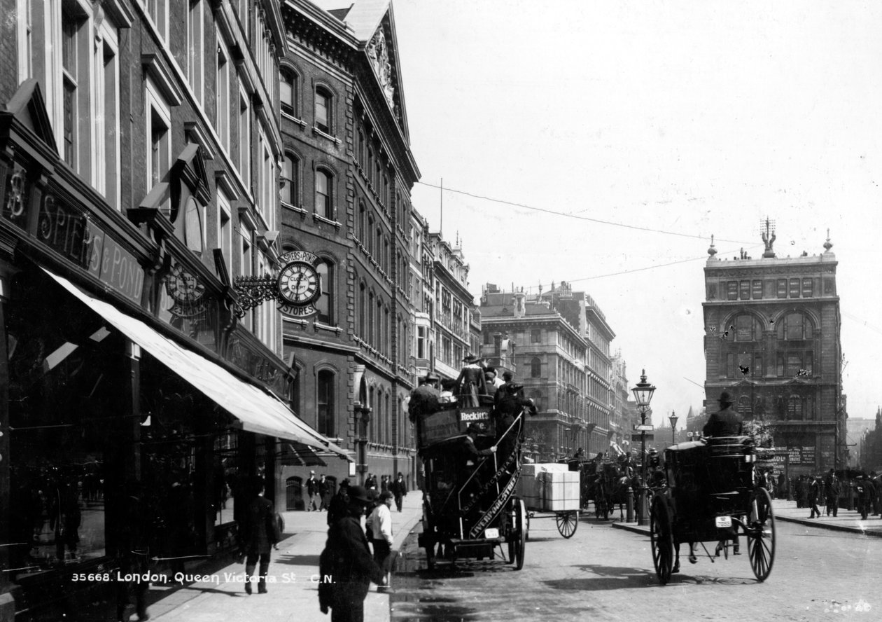 Queen Victoria Street, London, ca 1891 av English Photographer