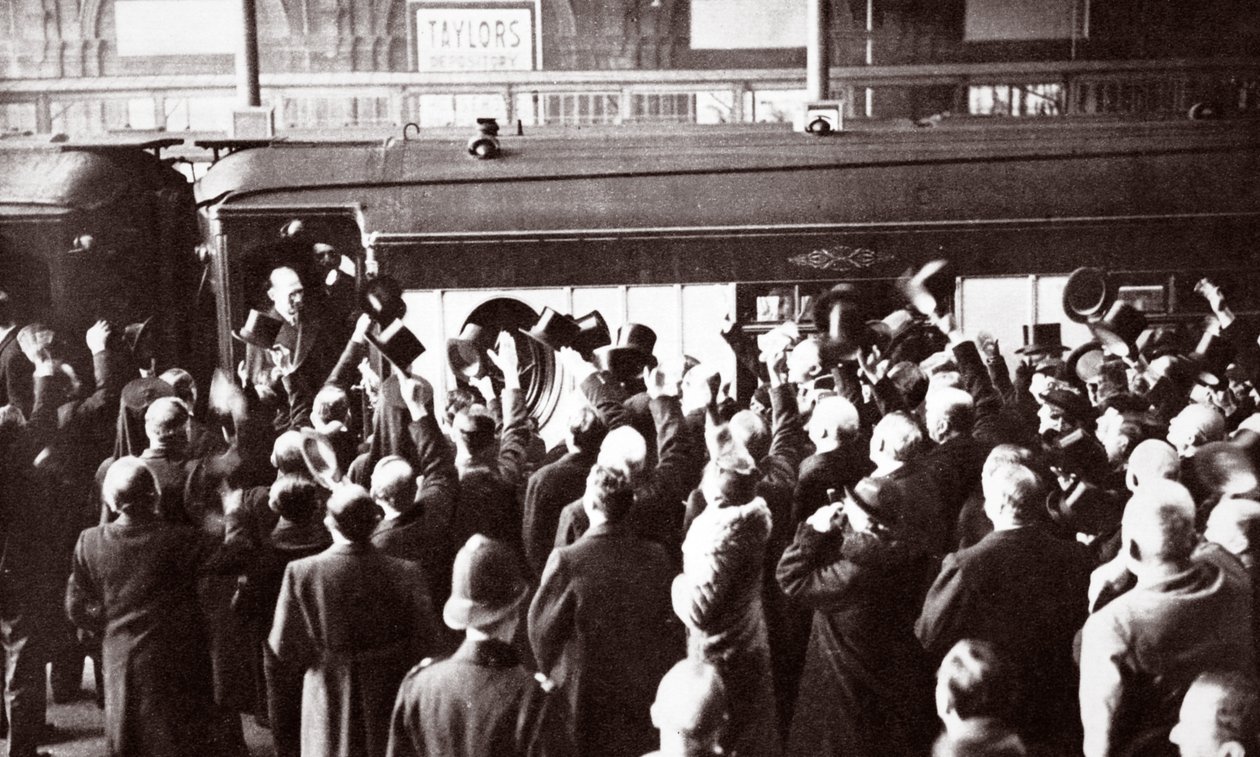 Restaurering av den grekiska monarkin, november 1935 av English Photographer