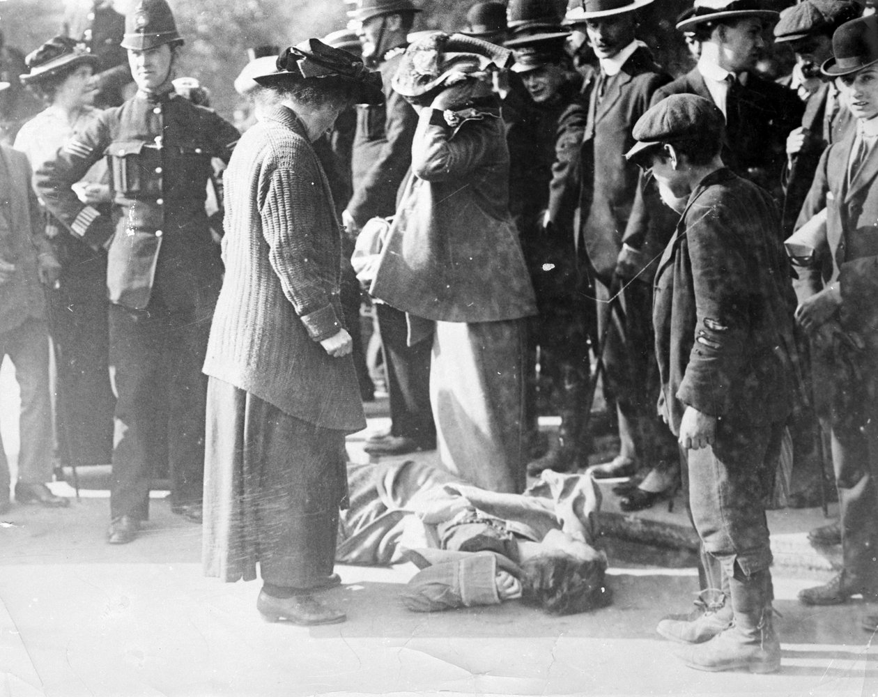 Scen vid en Suffragette-demonstration av English Photographer