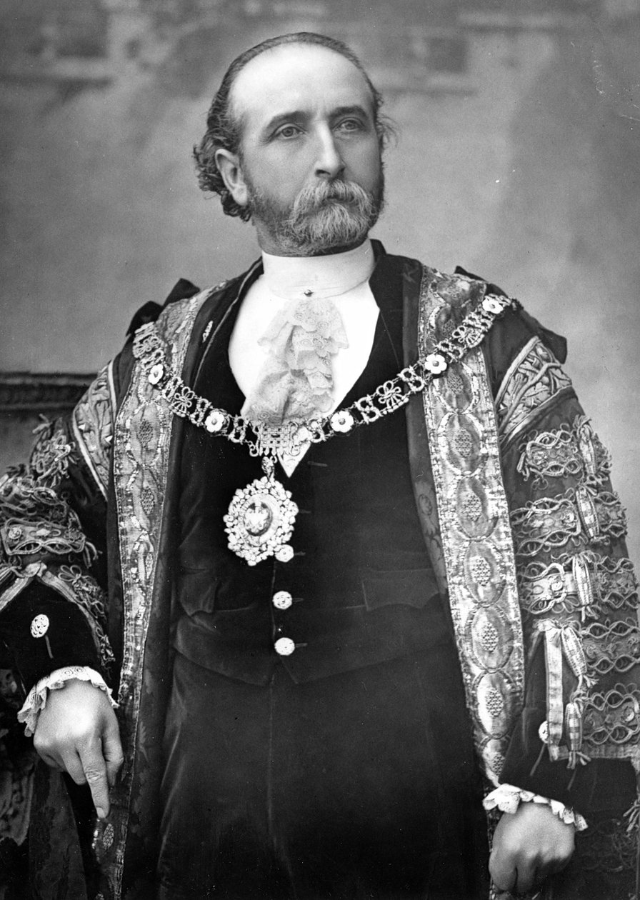 Sir James Whitehead, överborgmästare i London, ca 1888-9 av English Photographer