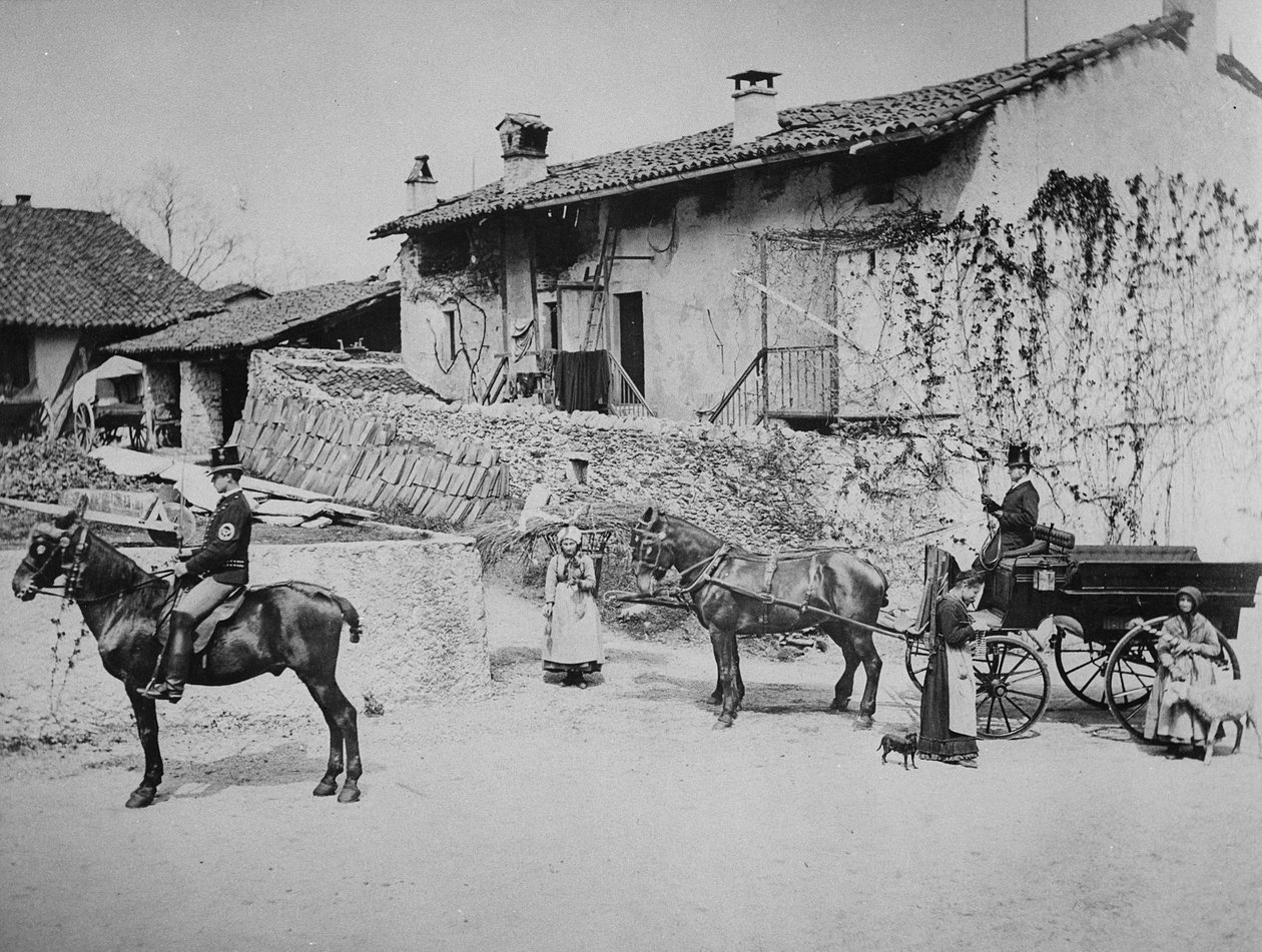 Stall vid Villa Clara, med Queens-vagnen, ca 1870-80 av English Photographer