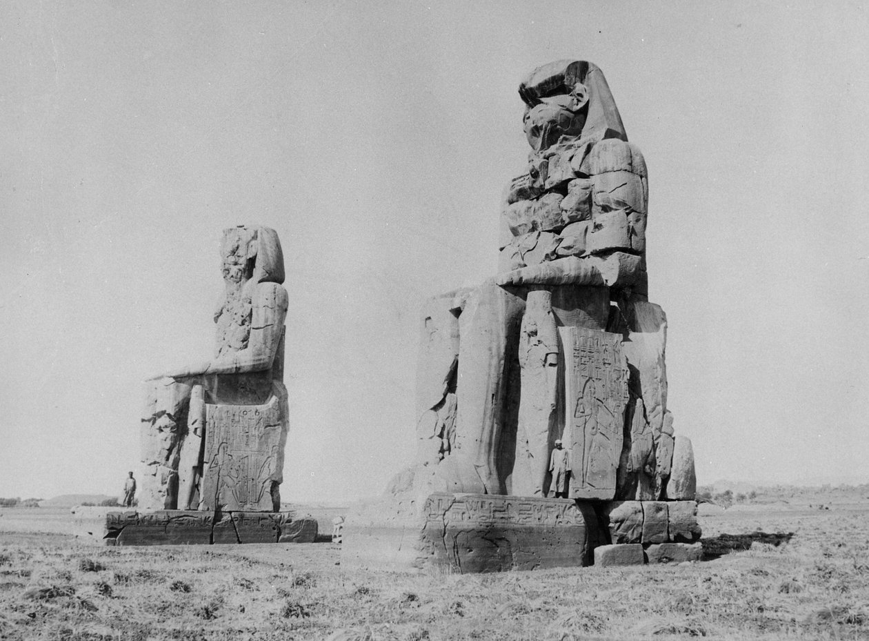 Kolosserna av Amenophis III och Kolossen av Memnon av English Photographer