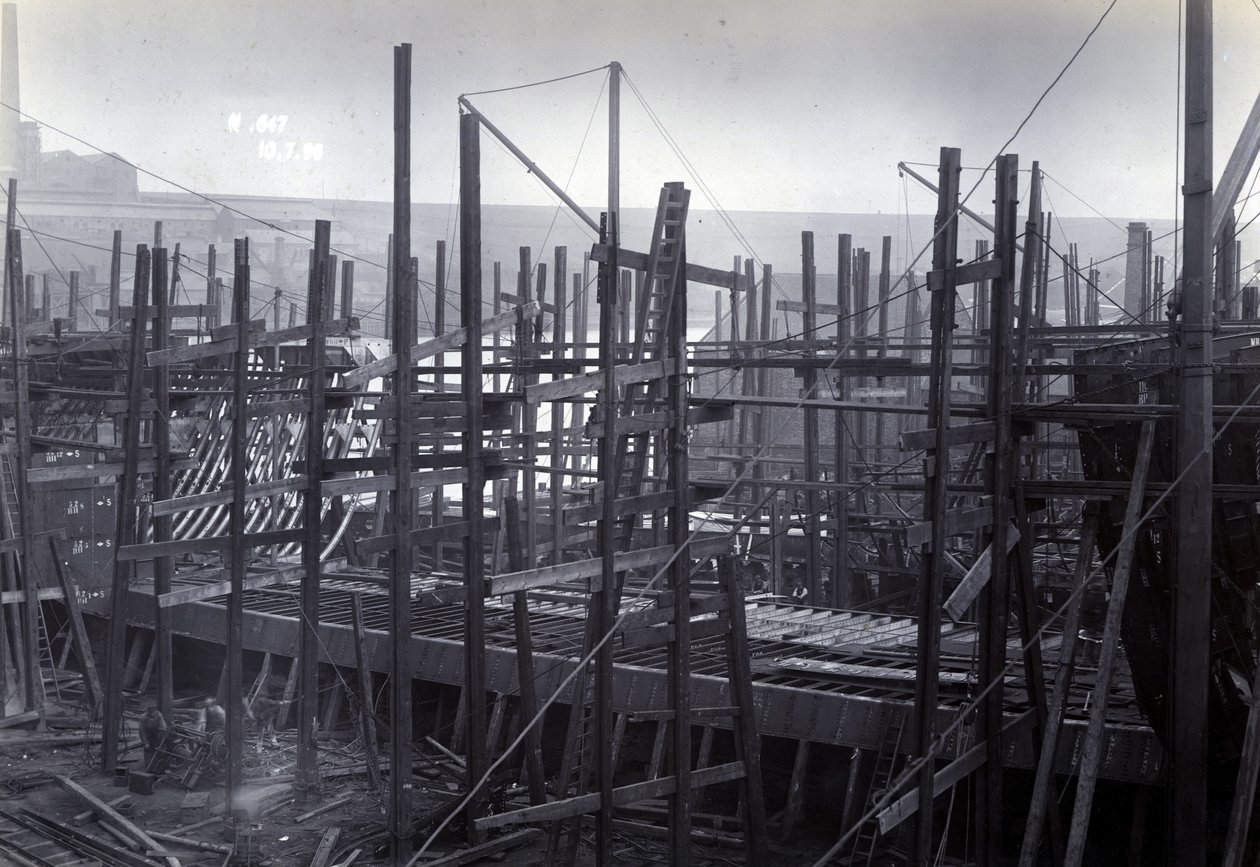 Den isbrytande tågfärjeångaren SS Baikal i ram under konstruktion av Sir W.G. Armstrong Mitchell and Co. Ltd., på Low Walker-varvet, Newcastle upon Tyne 1896, varv nr 647 av English Photographer