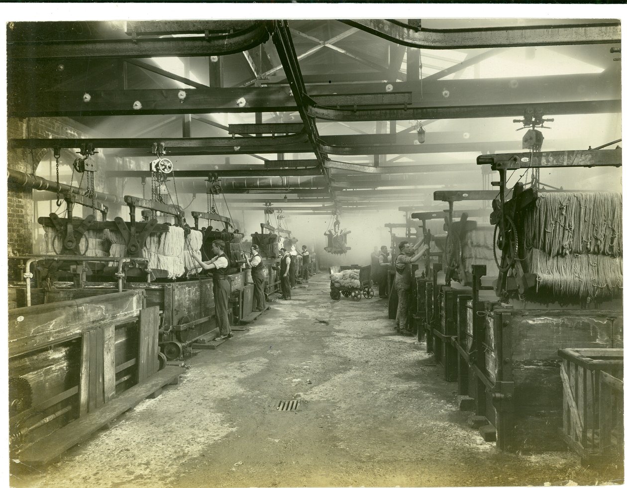 Det gamla färghuset, mattfabriken, 1923 av English Photographer