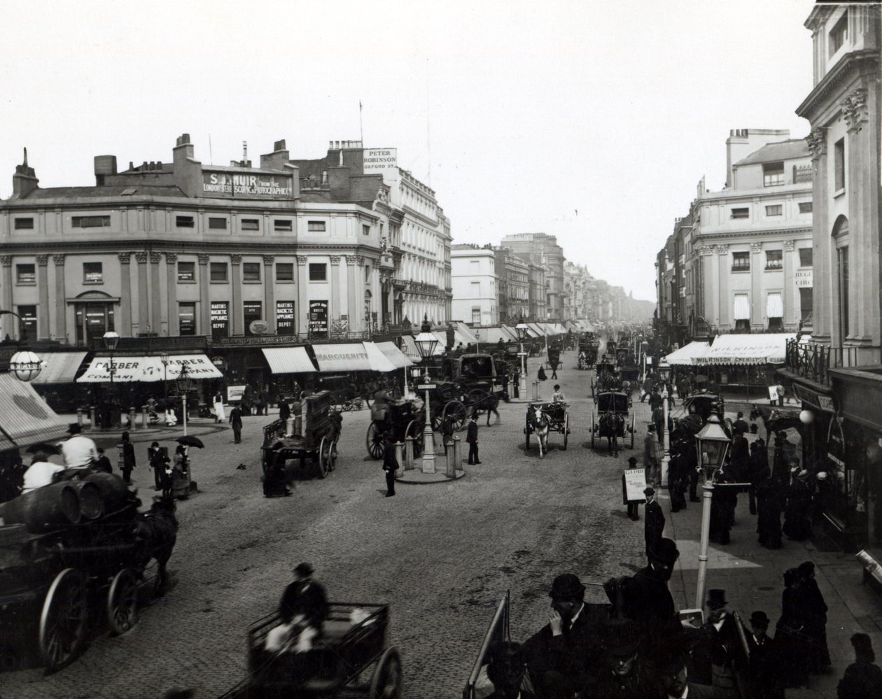 Utsikt nerför Oxford Street, London, ca 1890 av English Photographer