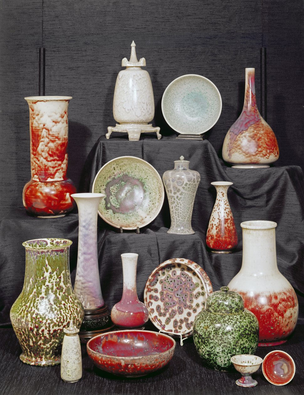 Samling av Ruskin ware (lergods) av English School