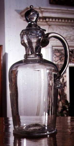 Karaff, Ravenscroft, ca 1680 (glas) av English School