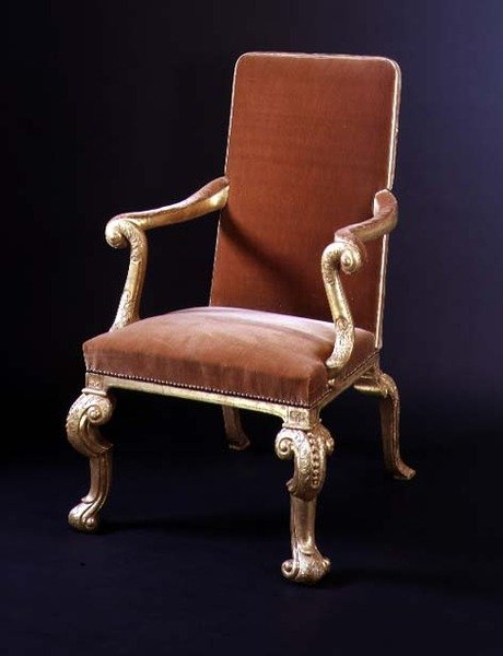 Förgylld fåtölj med sammetsklädsel, c.1710 (förgylld och sammet) av English School