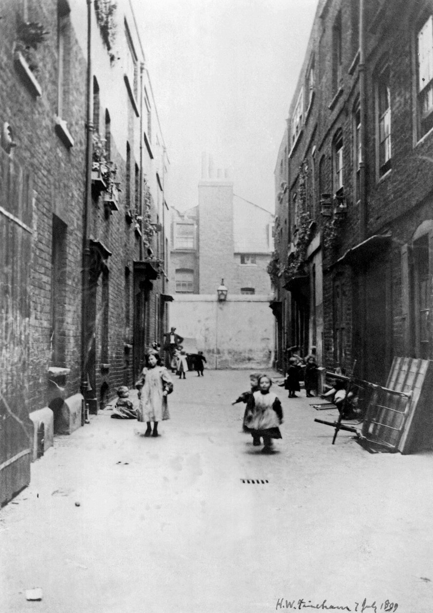 London Slums, 1899 sverige av English School