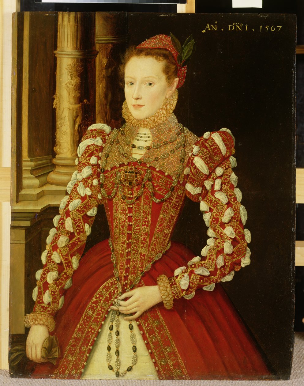 Porträtt av en kvinna, 1567 av English School
