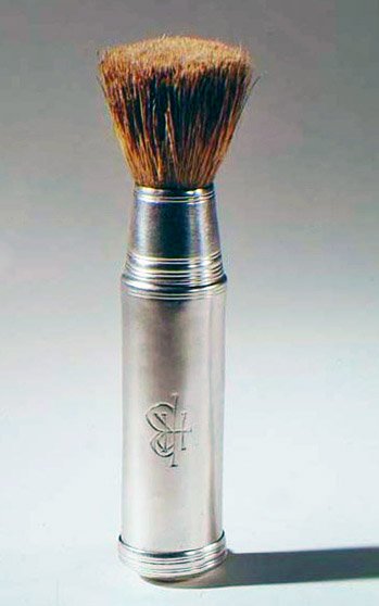 Rakborste, med silverskaft, London, 1797 (silver) av English School