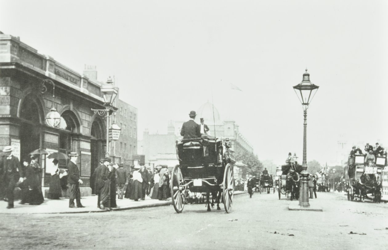 Baker Street Station, Marylebone Road, Westminster LB: österut vid Baker Street, 1895 av English Photographer