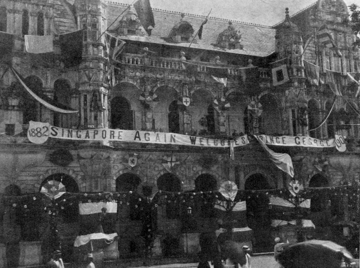 Dekorationer på rådhuset, Singapore, illustration från kungen, 25 maj 1901 av English Photographer