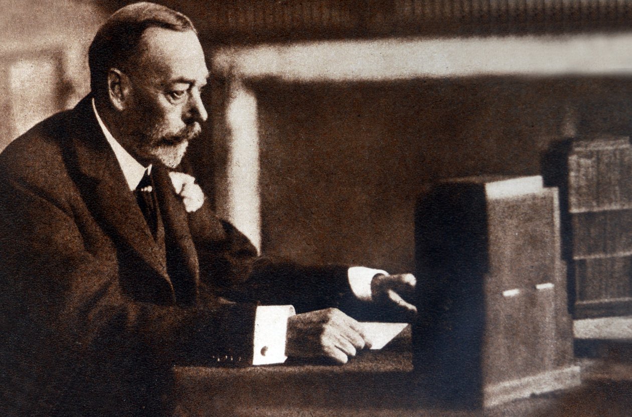 George V sänder sitt julbudskap till det brittiska samväldet och imperiet av English Photographer