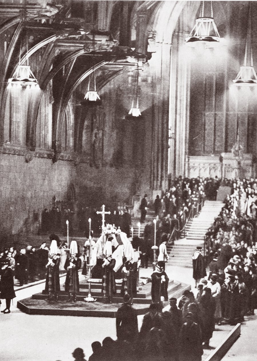 George V liggande i staten i Westminster Hall, 1936 av English Photographer