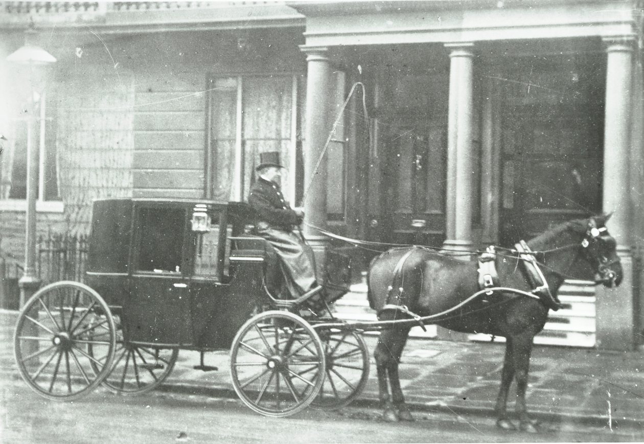 Hästdragen hytt, 1890 av English Photographer