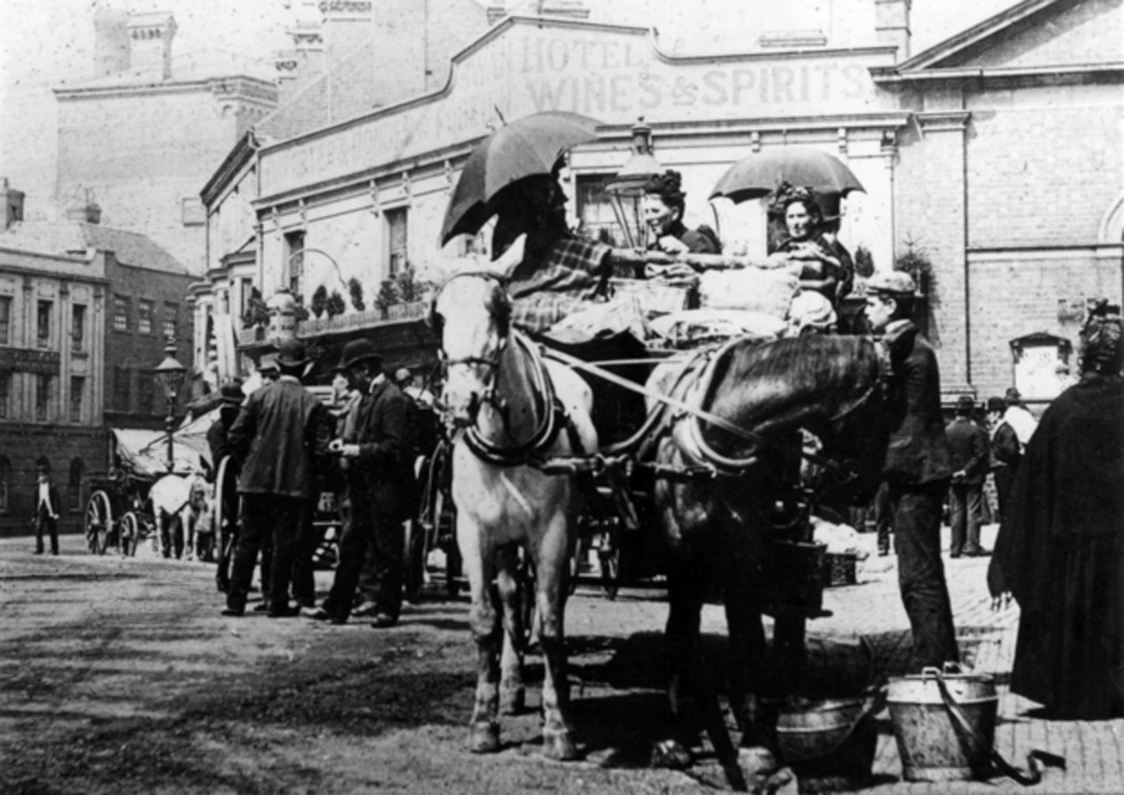 Hästhytter, Oxford Street, Kidderminster, 1910 av English Photographer