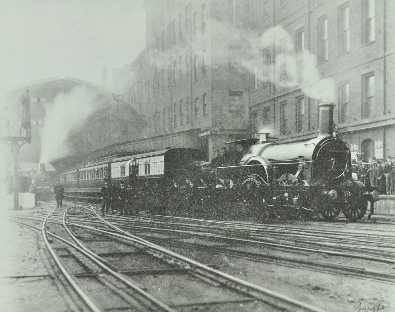 Sista bredspåriga tåget som lämnar Paddington Station, 1892 av English Photographer