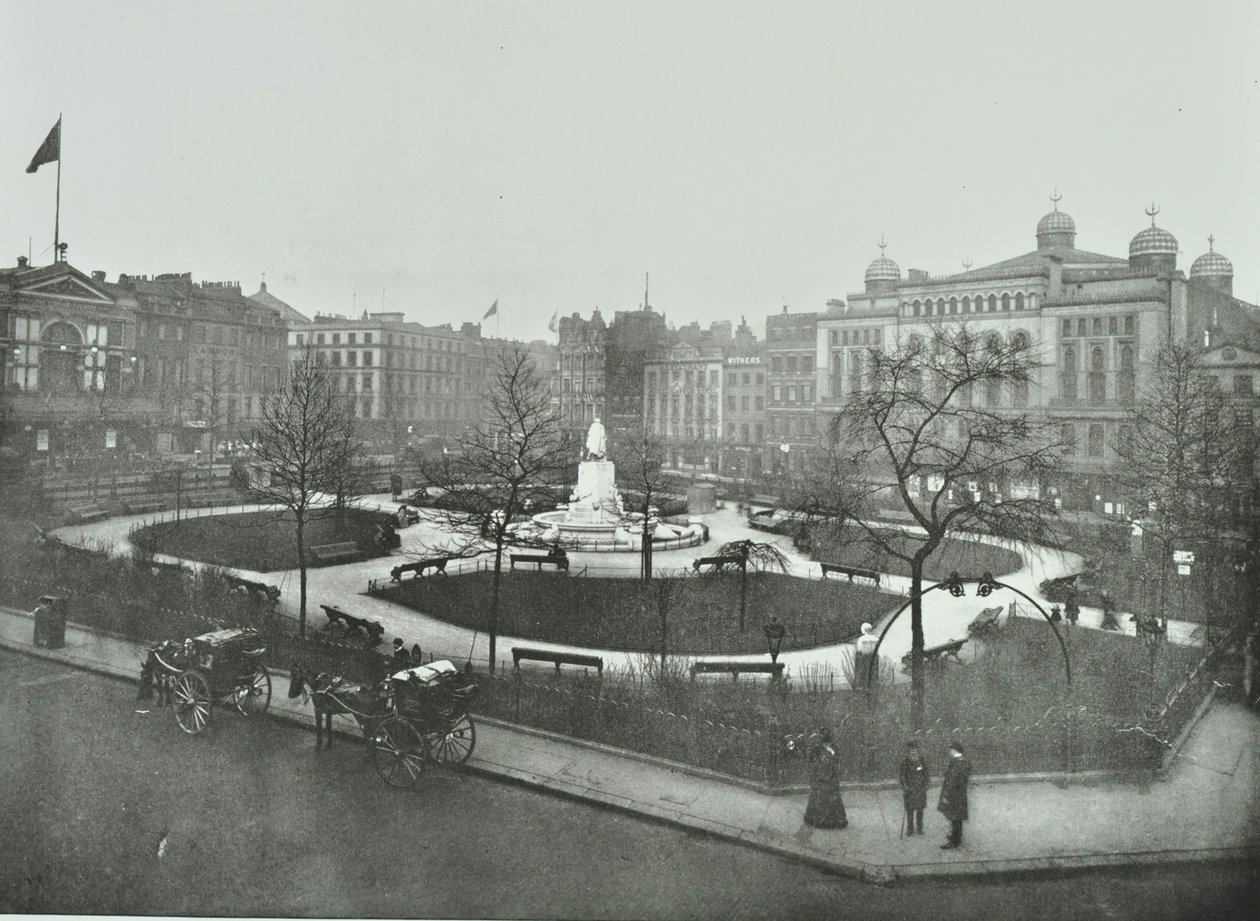 Leicester Square, Westminster LB: se nordost, 1896 av English Photographer