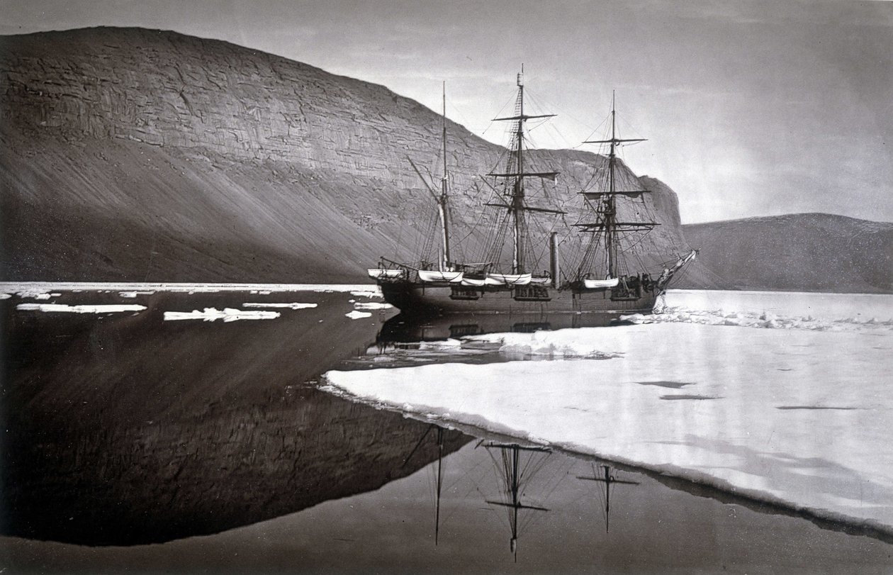 Nordpolen: Stoppad av isen utanför udden Prescott - i "" Berättelse om en resa till Polarstolen under 1875-76", G.S. Nares, red. London av English Photographer