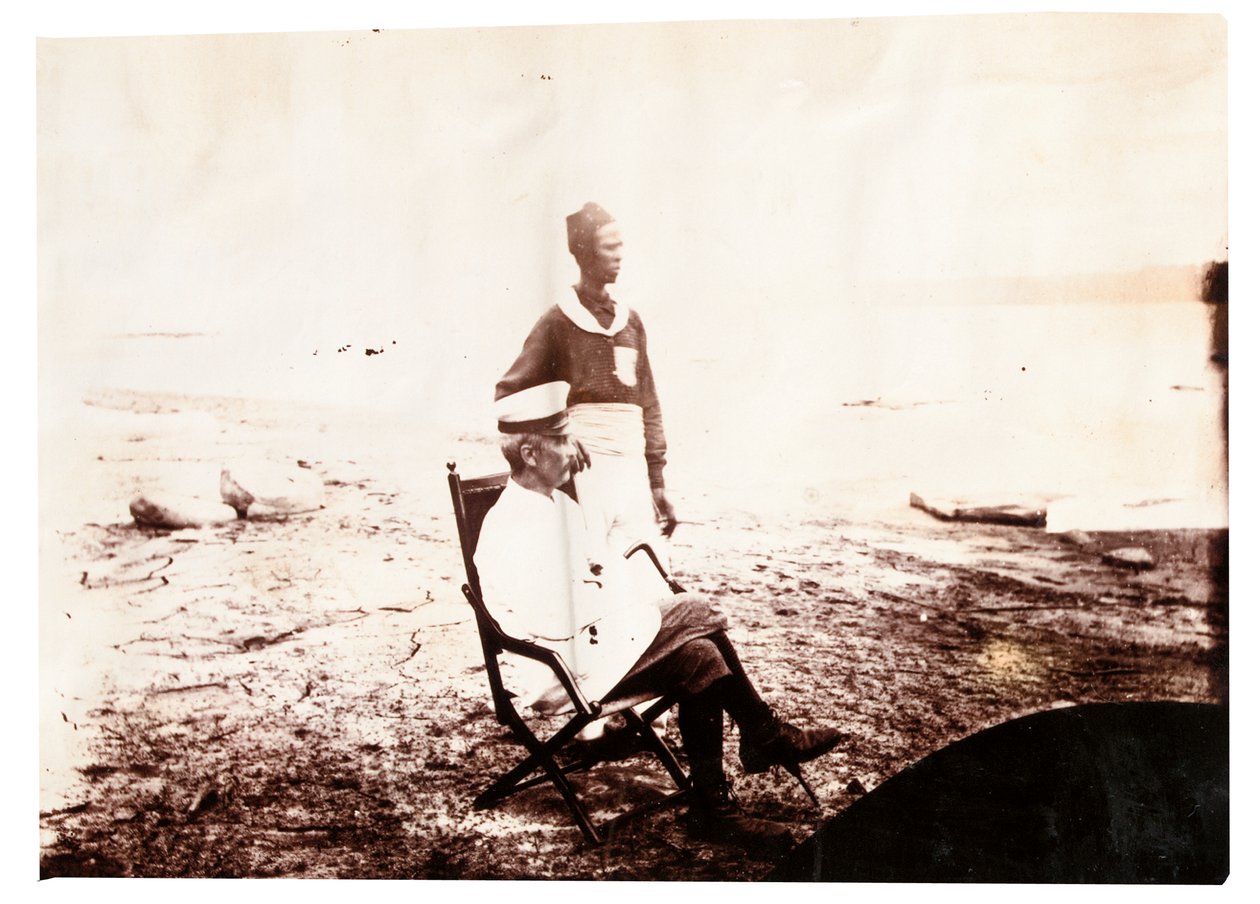 Fotografi från ett album som tillhör Henry Morton Stanley (s/v foto) av English Photographer
