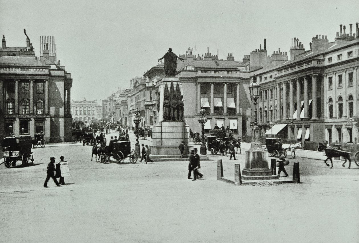 Regent Street, Westminster LB: Waterloo Place ser till Regent Street, 1896 av English Photographer