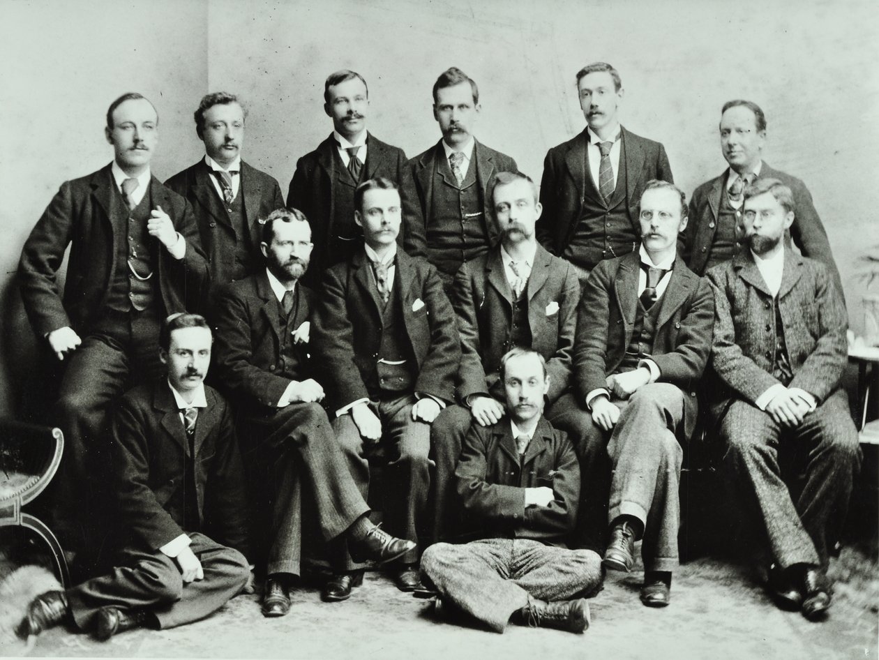 Rosendale Road School: grupp av lärare, 1897 av English Photographer