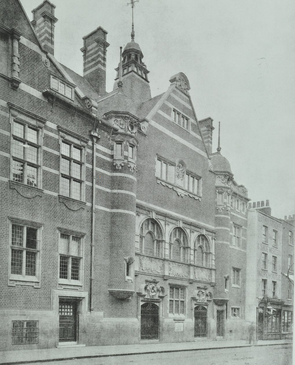 Shoreditch Public Baths: exteriör, 1898 av English Photographer