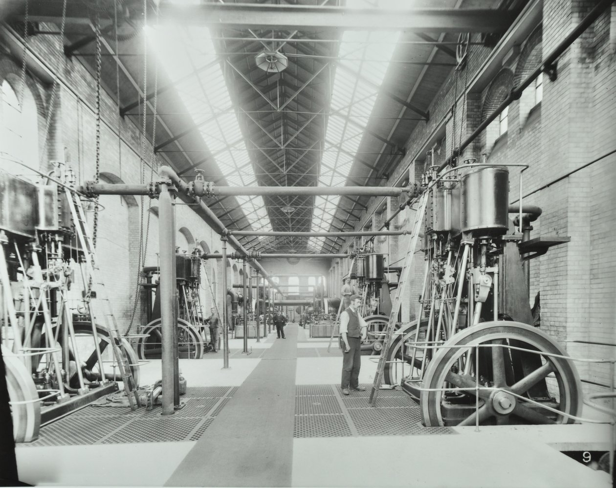 Southern Outfall Sewer, Crossness: interiör av maskinhuset, 1894 av English Photographer