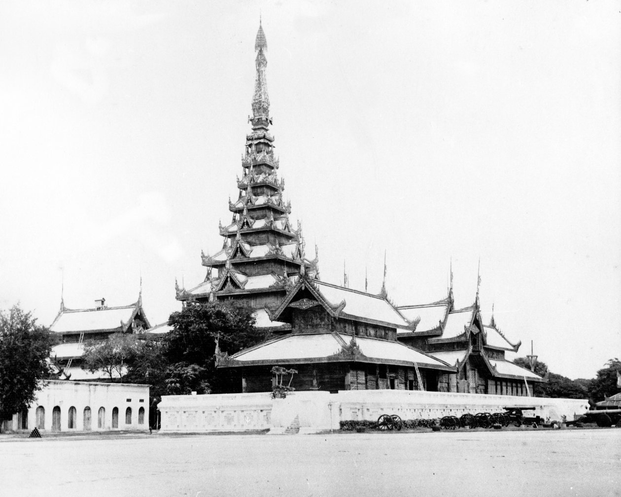 The Great Audience Hall på Kings Palace, Mandalay, c.1890 av English Photographer