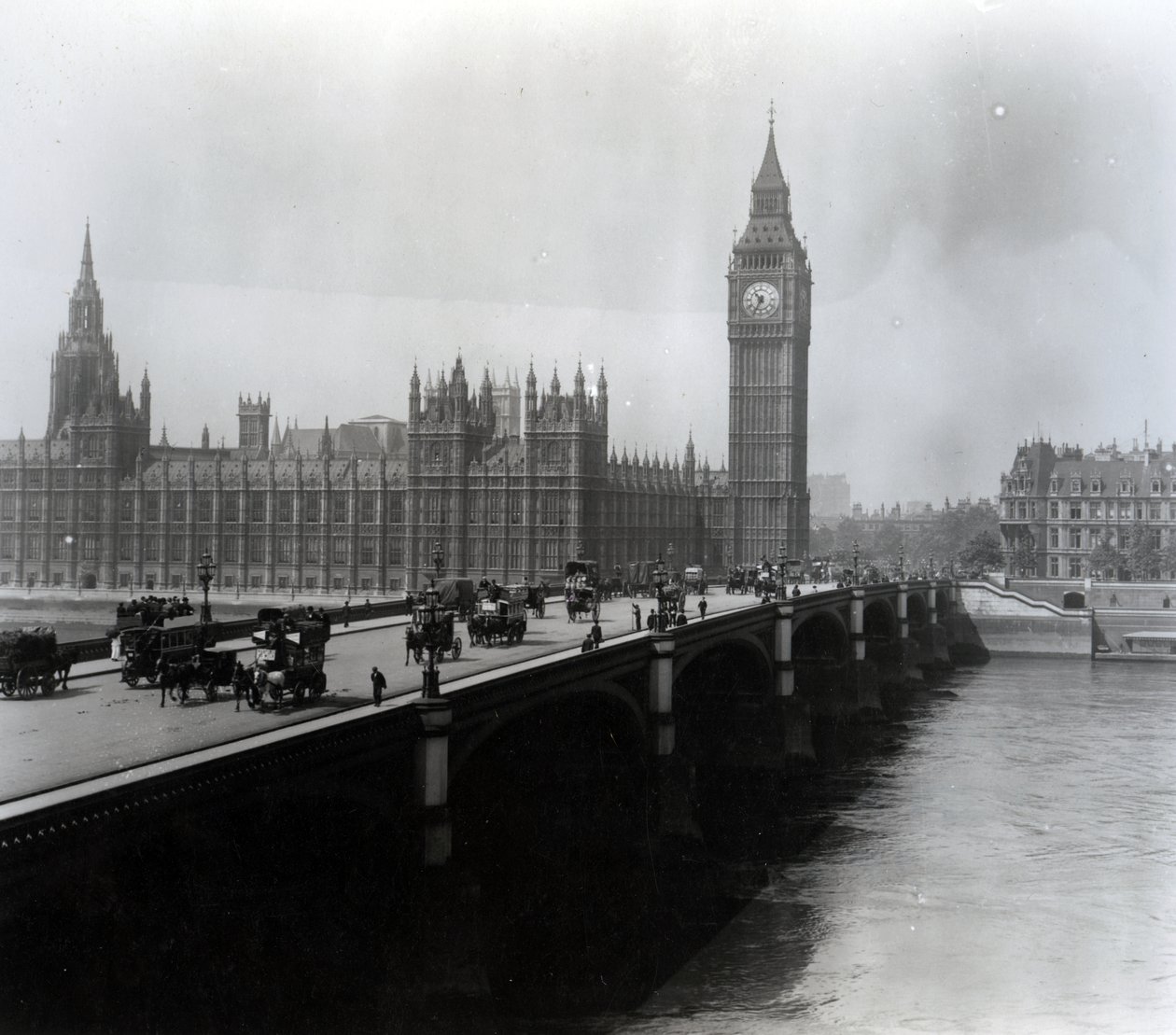 Utsikt över Westminster Bridge och Houses of Parliament av English Photographer
