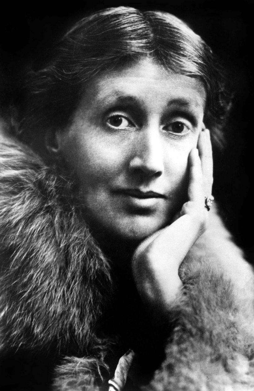 Virginia Woolf (1882-1941) engelsk romanförfattare, ca 1930 (svartvitt foto) av English Photographer